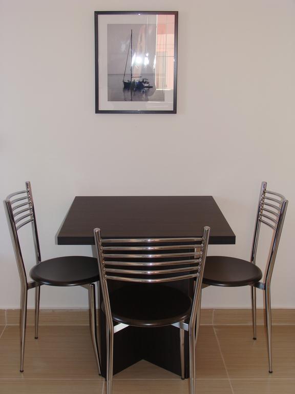 Alessandra Apartments スヴェティ・ステファン 部屋 写真