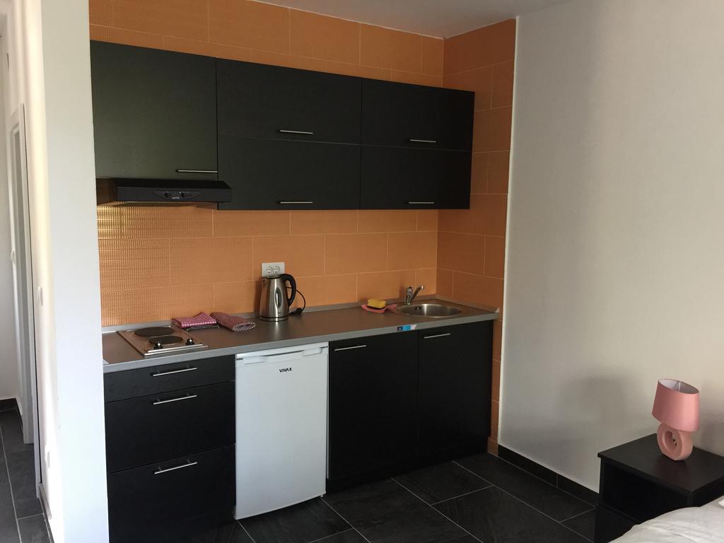 Alessandra Apartments スヴェティ・ステファン エクステリア 写真