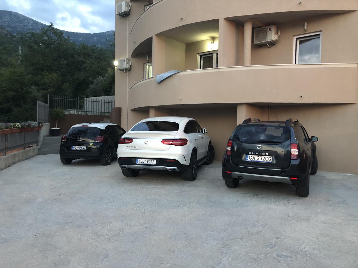 Alessandra Apartments スヴェティ・ステファン エクステリア 写真