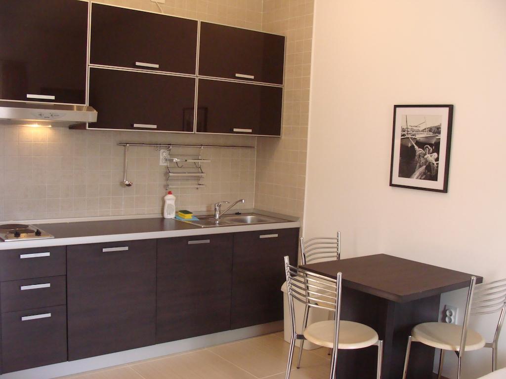 Alessandra Apartments スヴェティ・ステファン 部屋 写真